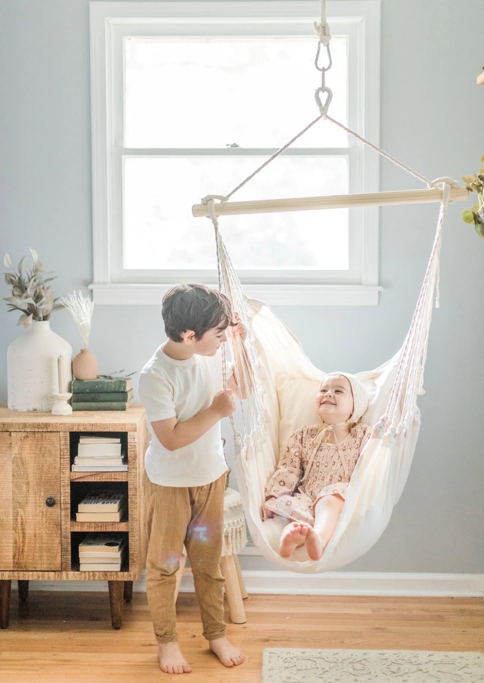 Small Classic White Hammock Chair Swing | Jr.