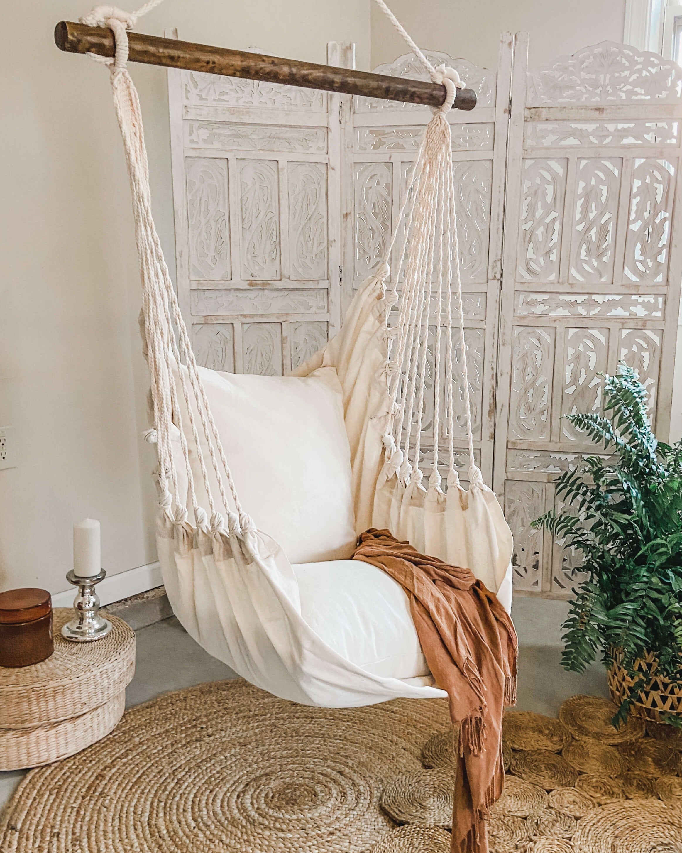 Small Classic White Hammock Chair Swing | Jr.